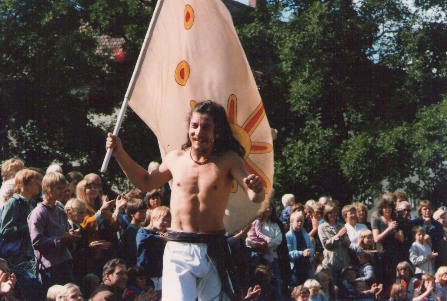 OBRA LA CABEZA DE GUKUP DIRECTOR PERSONAJE MARIO MATALLANA-MEXICO